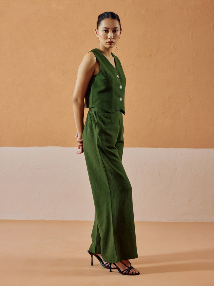 Dhiyona FL Women’s Green Linen Blend Sleeveless V Neck Relaxed Fit Co Ord Set