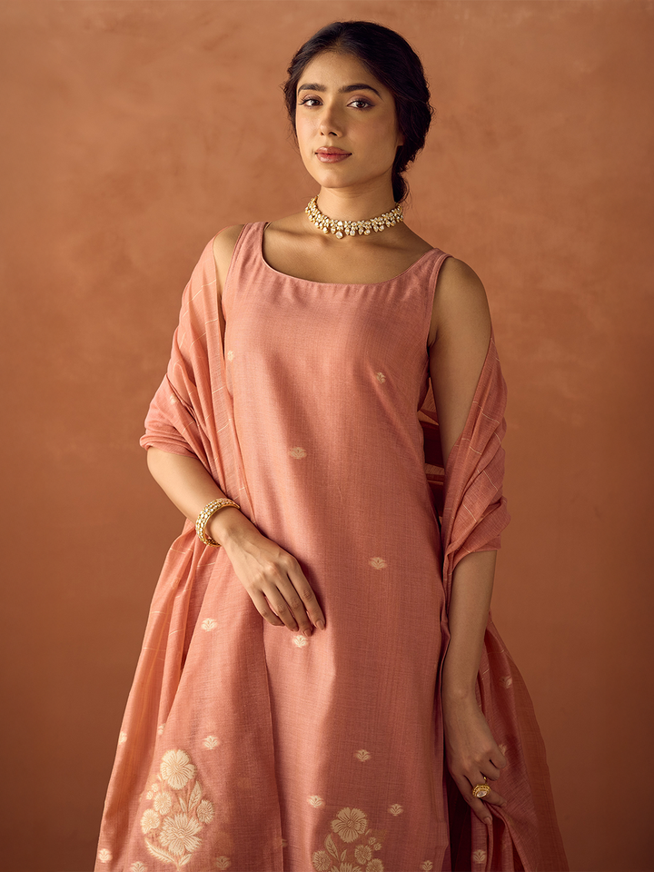 Dhiyona FL Women Peach Cotton Blend Jacquard Woven Kurta Set with Dupatta