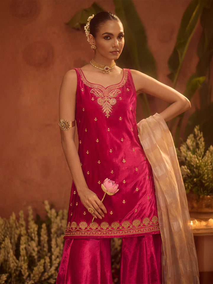 Dhiyona FL Women Rani Pink Ice Velvet Embroidered Kurta Set with Dupatta