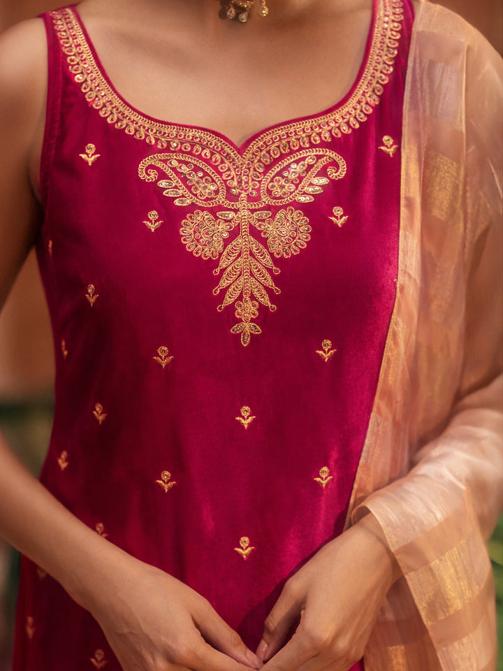 Dhiyona FL Women Rani Pink Ice Velvet Embroidered Kurta Set with Dupatta